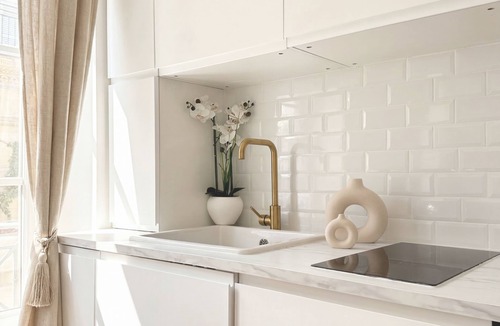 Quartier de la Porte-Saint-Denis Apartment | 1586 Hauteville