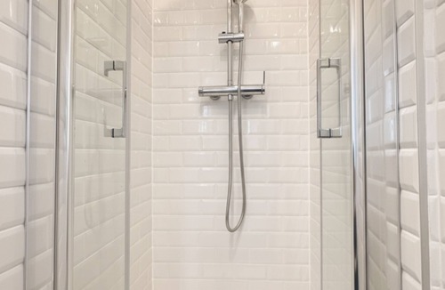 Quartier de la Porte-Saint-Denis Apartment | 1586 Hauteville