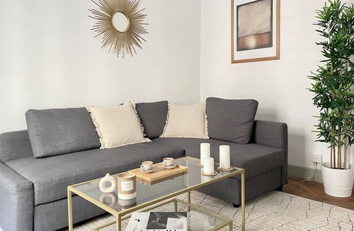 Epinettes Apartment | 1590 Legendre