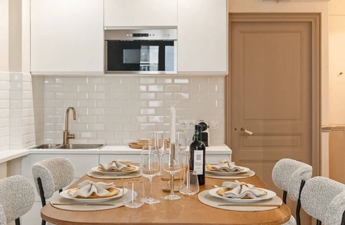 15th Arrondissement Apartment | 1594 Groult