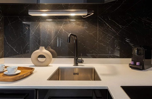 16th Arrondissement Apartment | 1598 Ingres