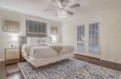 San Antonio House | 15mins to Downtown San Antonio! Jupe, There it is!