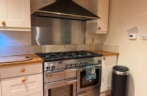 Cambridge Cottage | 15th Century Thatched Cottage