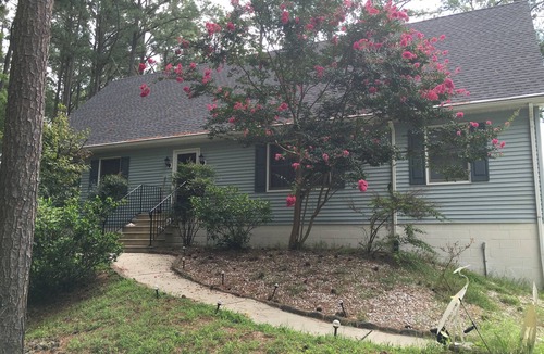 Onancock House | 16 Acres Waterfront Retreat on Deep Creek