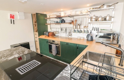 Mylor Churchtown Cottage | 16 Arwenack Street