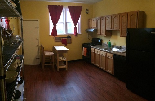 Newbold House | 16 Beds: Groups, Wedding, Grads, Gathering Space!