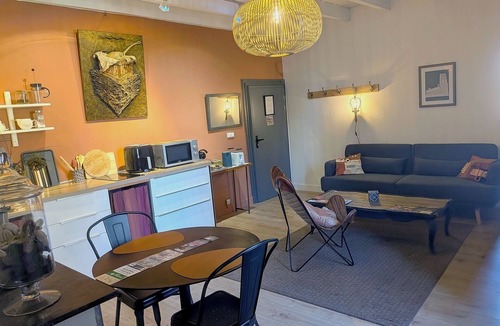 Marssac-sur-Tarn Apartment | 16 Bis Gîte Hôtel Appartement