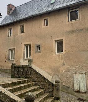 Senergues Hostel | 16 Chemin De Compostelle