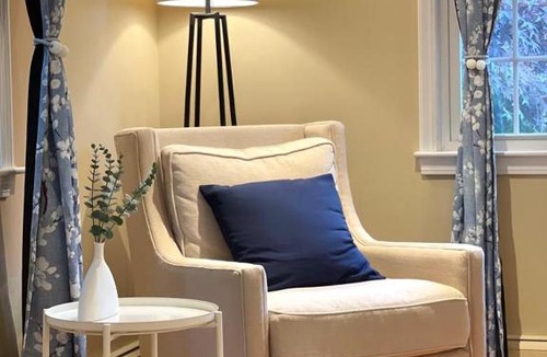 The Lanes House | #16 Extra Large Room with Private Bathroom