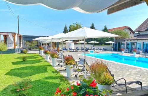 Grabovac Hotel | 16 Lakes Hotel