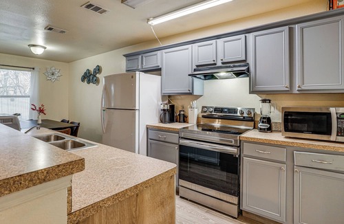 Dallas House | 16 Mi to Dallas Stadium! Home w/Easy City Access