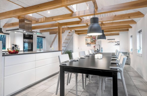Thisted Municipality House | 16-person holiday home with view over the water and wilderness bath.