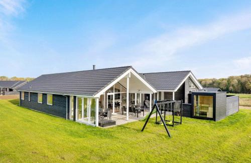 Mommark Strand House | 16 person holiday home in Sydals