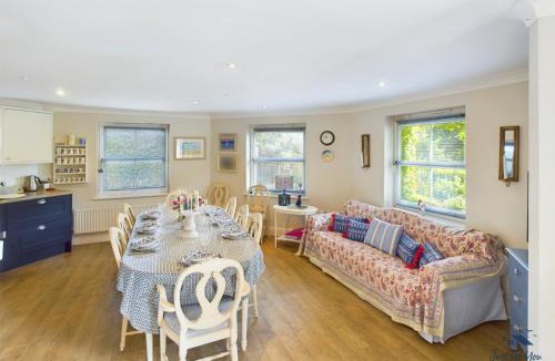 Bembridge House | 16 Solent Landing