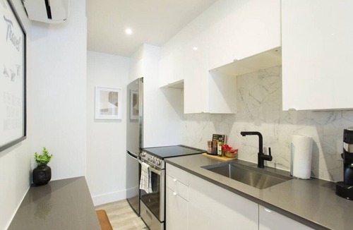 Little Italy Apartment | 16 Studio Apartment-Hotel in Little Italy by Denstays