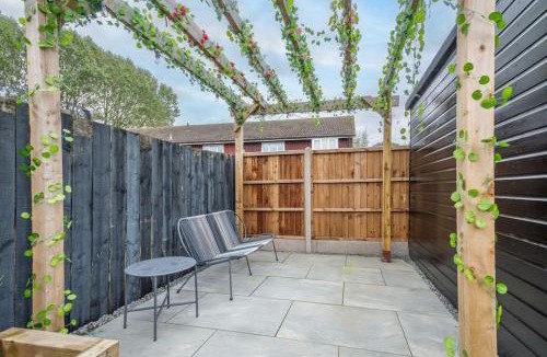 Newmarket House | 16 Waterloo Close, Newmarket