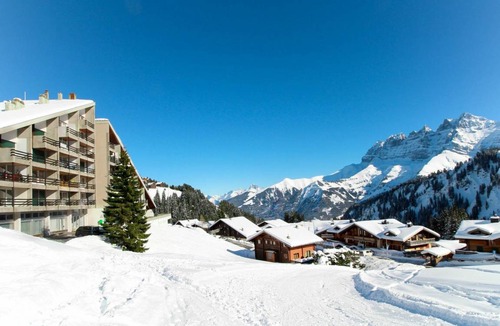 Val d'Illiez Apartment | 160 m² Apartment ∙ 4 bedrooms ∙ 14 guests