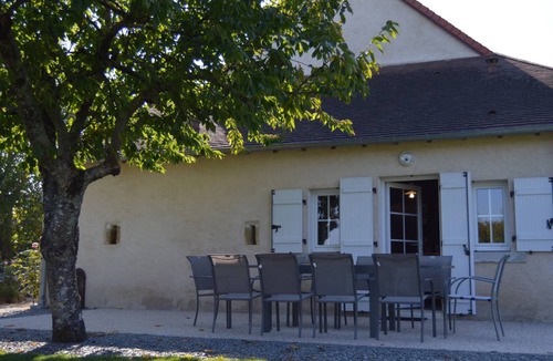 Sarzay House | 160 m² House ∙ 3 bedrooms ∙ 6 guests