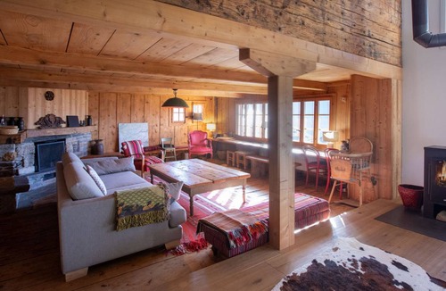 Les Posses-sur-Bex Villa | 160 m² Villa ∙ 1 bedroom ∙ 11 guests