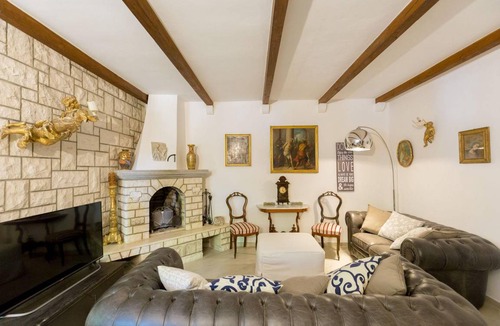 Gornji Kono Villa | 160 m² Villa ∙ 4 bedrooms ∙ 8 guests