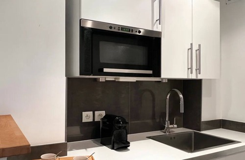 Necker Apartment | 1600 Lecourbe