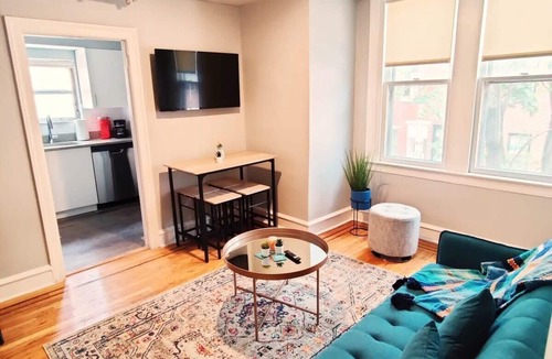 Center City Apartment | 1601 Lombard