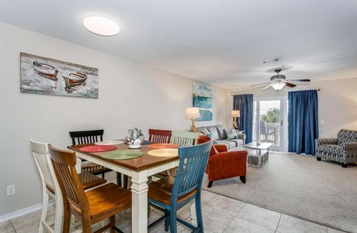 Innerarity Townhomes House | 16038 Innerarity Pt Rd