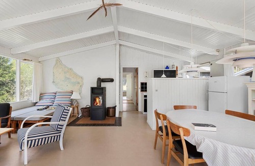 Pedersker House | 1608 Aakirkeby - Loftsgårdsskoven 5