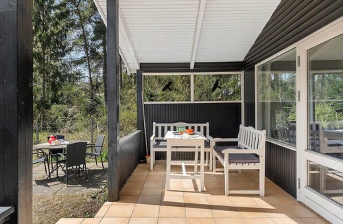 Pedersker House | 1608 Aakirkeby - Loftsgårdsskoven 5