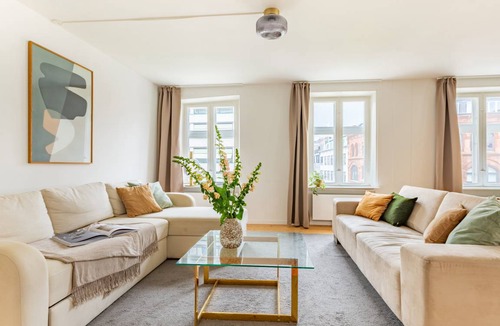 Copenhagen City Centre Apartment | 163 m² Apartment ∙ 4 bedrooms ∙ 8 guests