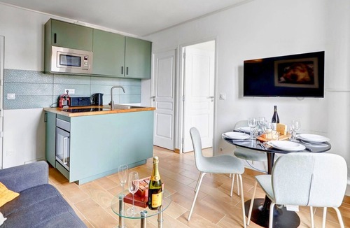 Montreuil Apartment | 164 Tournesol Suite - Superb 4p Apt- Montreuil