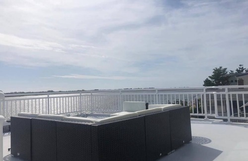 High Bar Harbor House | 16546 Anastasia Blue LLC