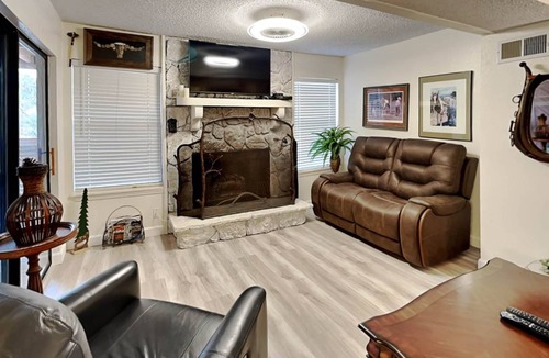 Ruidoso Cabin | 167 m² Cabin ∙ 3 bedrooms ∙ 9 guests