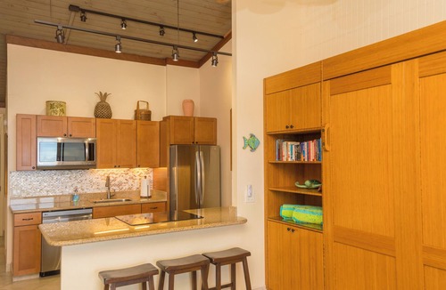 Napili Condo | 169/169 10/10-STAR REVIEWS. Maui Magic A206 AC BEACHFRONT OCEAN VIEWS Napili Bay