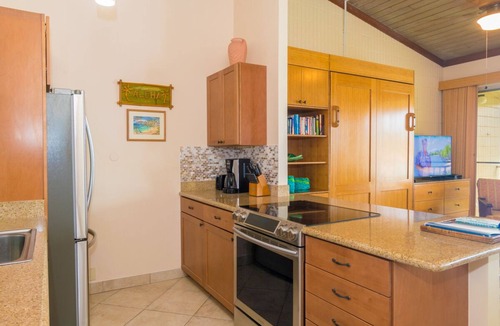 Napili Condo | 169/169 10/10-STAR REVIEWS. Maui Magic A206 AC BEACHFRONT OCEAN VIEWS Napili Bay