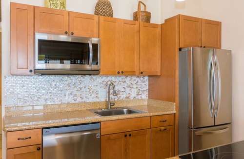 Napili Condo | 169/169 10/10-STAR REVIEWS. Maui Magic A206 AC BEACHFRONT OCEAN VIEWS Napili Bay