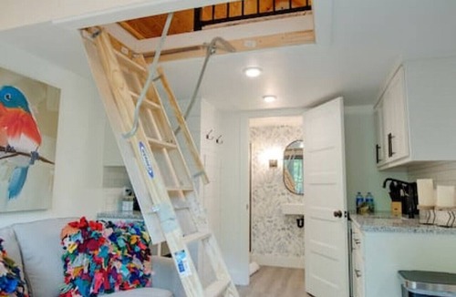 Groveoak House | #16Bluebird Feather Tiny Cottage