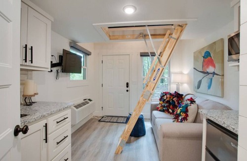 Groveoak House | #16Bluebird Feather Tiny Cottage
