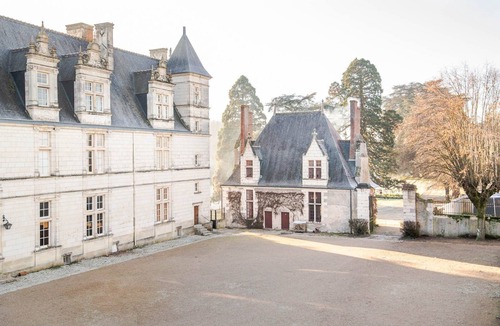 Athee-sur-Cher House | 16th century hunting lodge - Château de Nitray