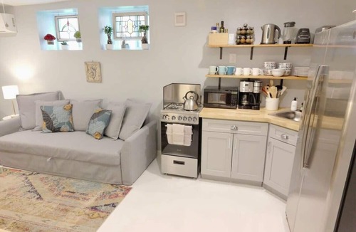 16th Street Heights Apartment | 16th St Heights Family Haven