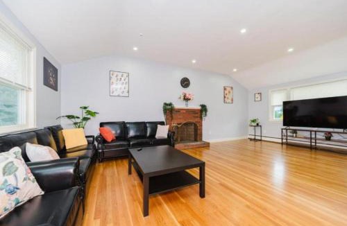 Randolph Apartment | 17 - 4BR Randolph - Cozy & Private Single House