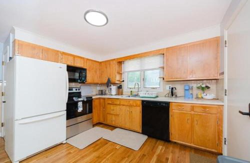 Randolph Apartment | 17 - 4BR Randolph - Cozy & Private Single House