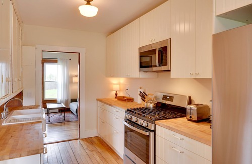 Cavendish House | 17-Acre Vermont Escape w/Panoramic Mountain Views