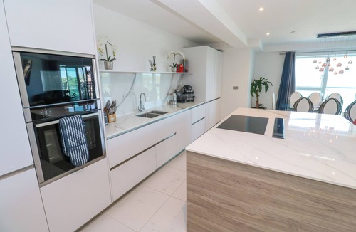 Newquay City Centre Cottage | 17 Cliff Edge