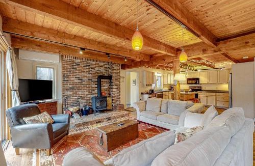 Intervale House | 17 Fox Run