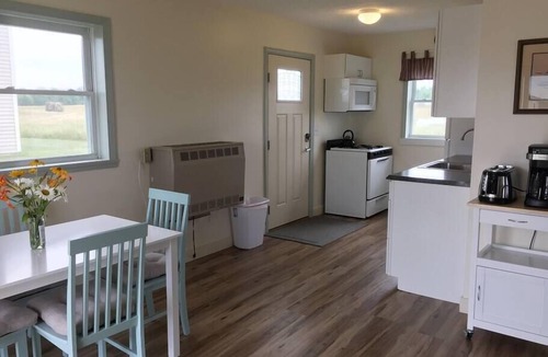 Alburg House | #17 Isle View - Fishing, Sunsets, Beaches, Golfing