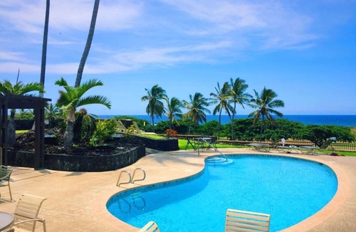 Punaluu Condo | #17 Large 1/1 Condo | 1 Bed, 1 Bath