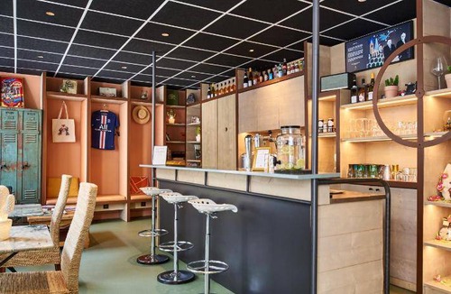 Billancourt–Rives de Seine Hotel | 17 m² Hotel ∙ 10 guests