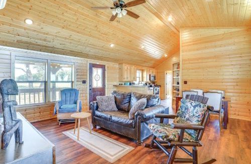 Bluff Dale House | 17 Mi to Tarleton State: Mtn-View Hideaway!