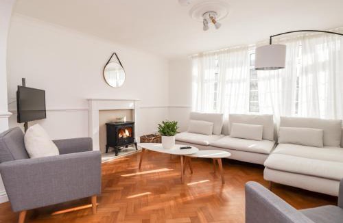 Birchington House | 17 St Magnus Close